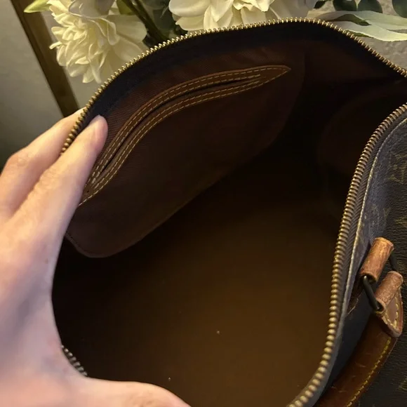 LV Speedy 30 - Picture 4 of 8